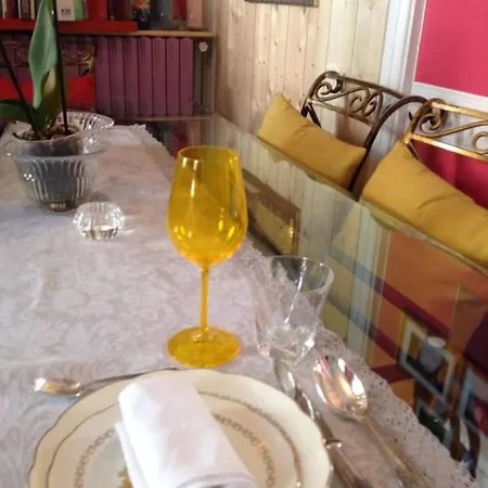 My Clean House Bed & Breakfast *